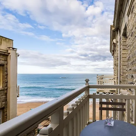 Lighthouse Keyweek * Biarritz